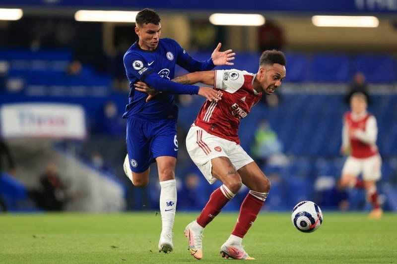 k&egrave;o nh&agrave; c&aacute;i Ngoại hạng Anh
